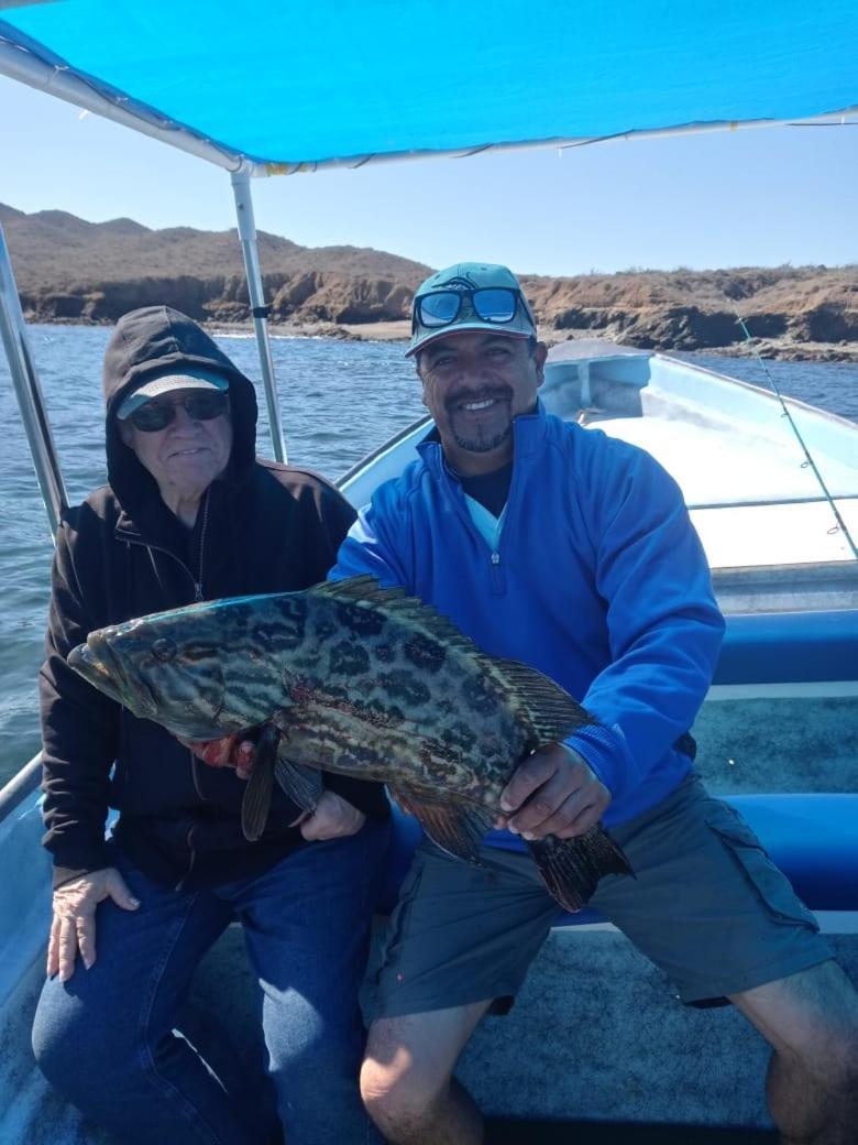 Hotel- Whale Tours And Sport Fishing Vista Mag-Bay Puerto San Carlos Exteriör bild